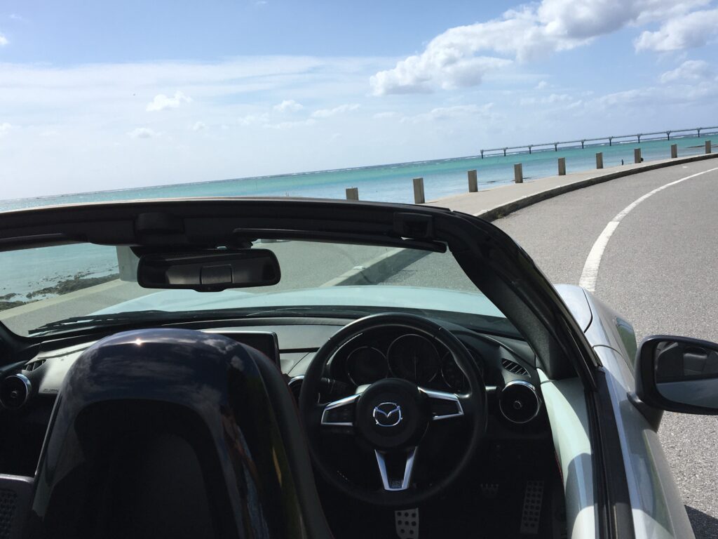 沖縄 オープンカーしかない